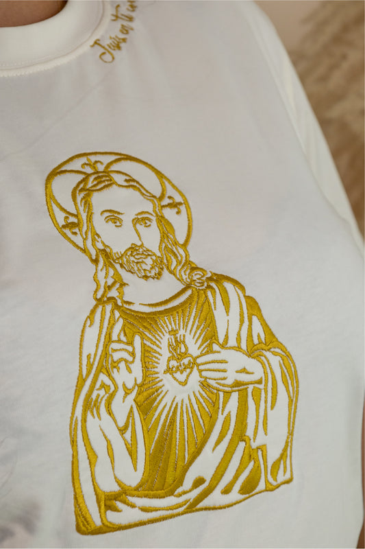 CAMISETA BORDADA: SAGRADO CORAZÒN DE JESUS