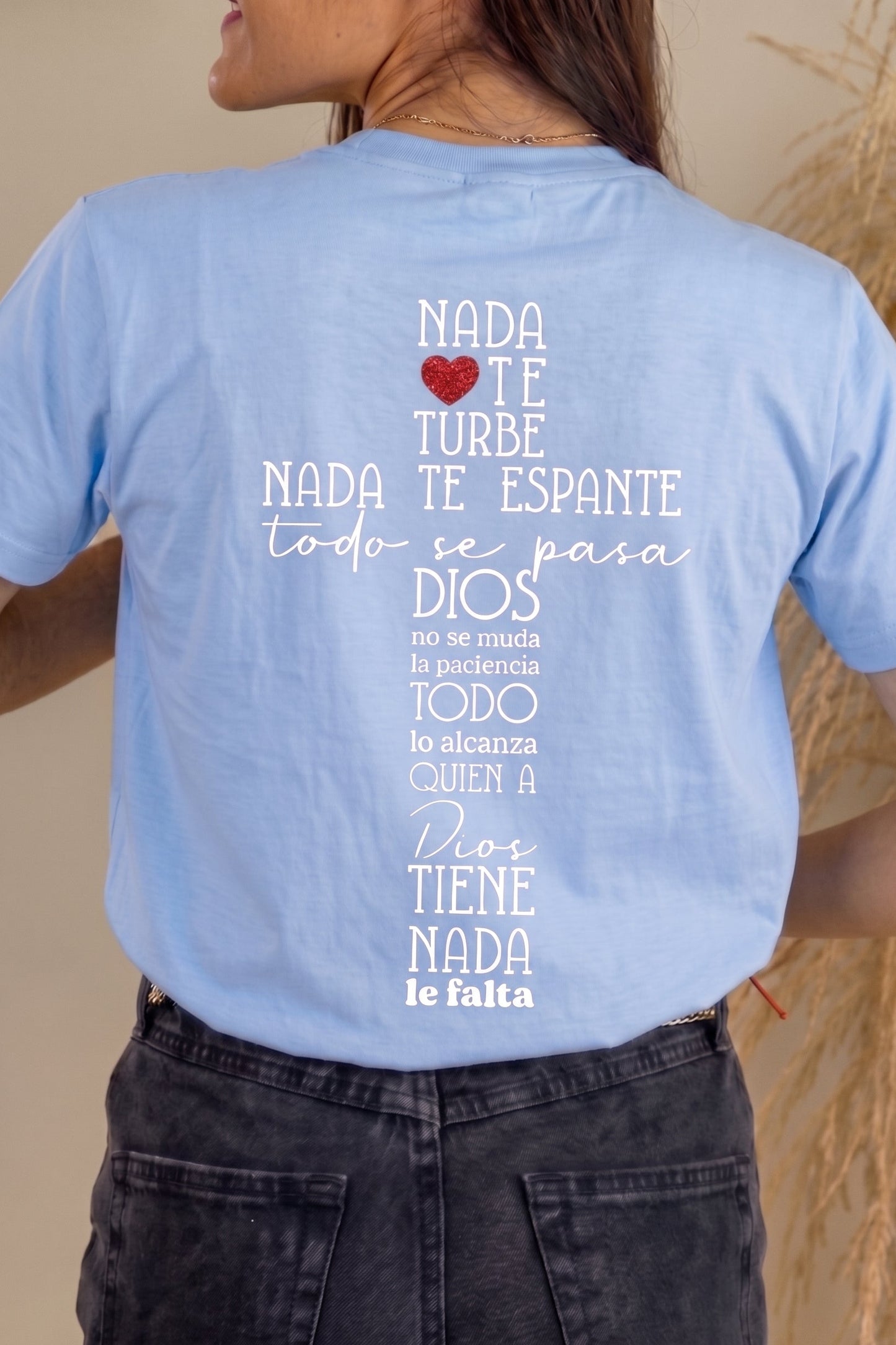 CAMISETA SOLO  DIOS BASTA