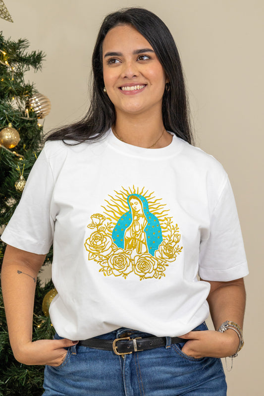 CAMISETA BORDADA: VIRGEN DE GUADALUPE